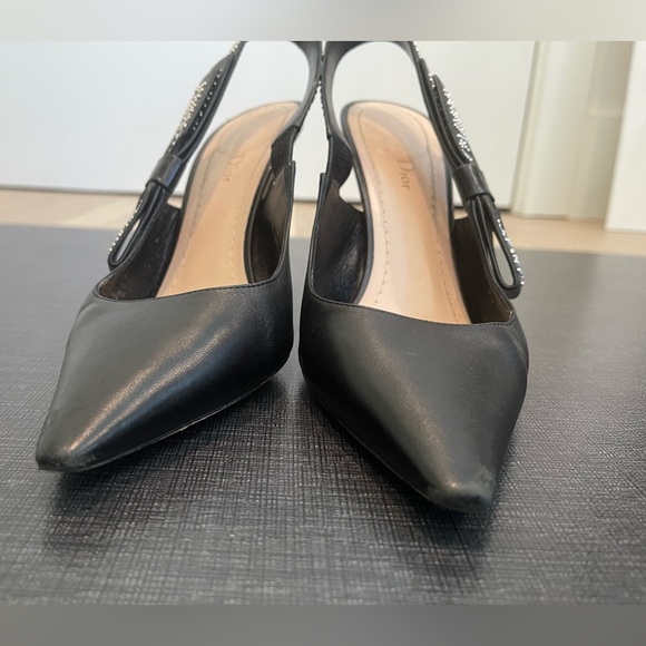 100% authentic Dior slingback. Lambskin and studded. Black. Size 39. W/ box. - Picture 3 of 5